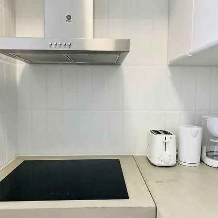 Apartment Front Studio. Oceanview Terrace. Fastwifi